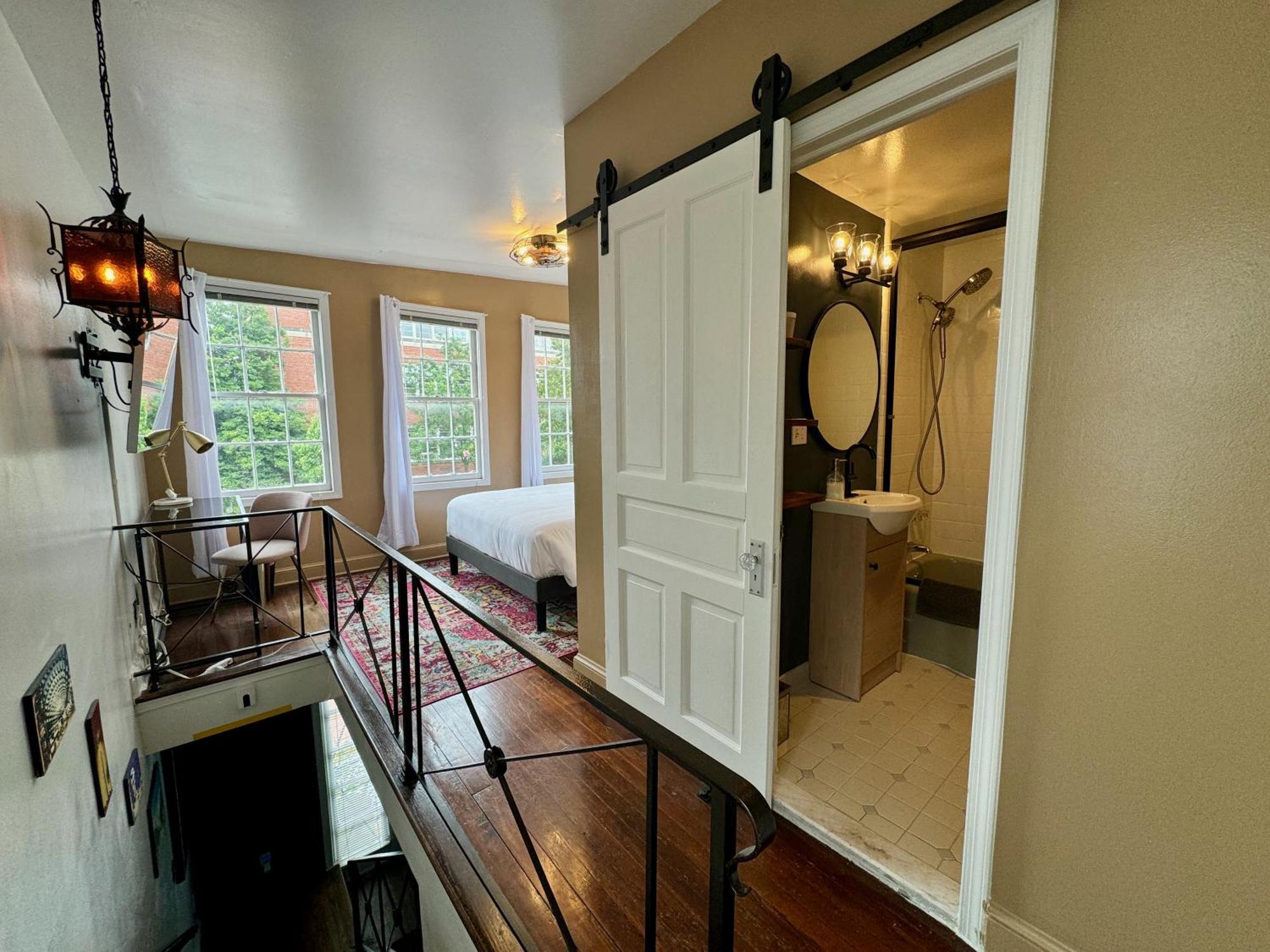 Capitol Hill Carriage House Villa Washington Exterior photo